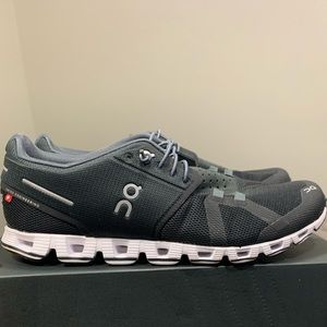 On Cloud Sneakers size 9.5